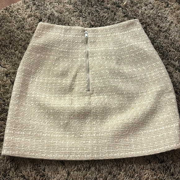 Mossman Ivory Tweed Skirt - Picture 3 of 3